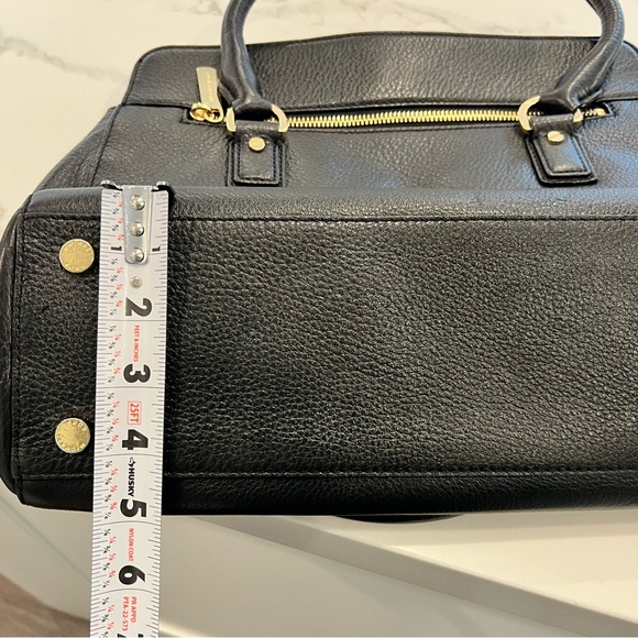 Michael Kors handbag w/ strap - Picture 11 of 12